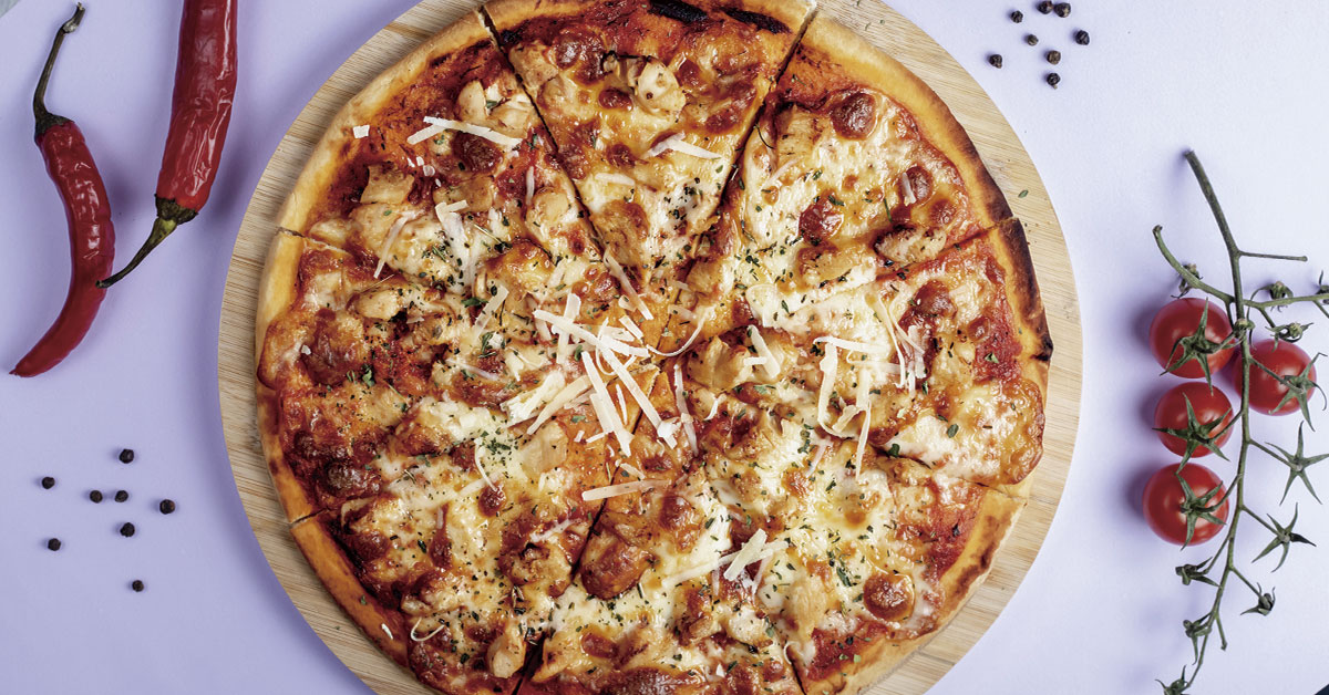 Cheese, tomato and chilli pizza